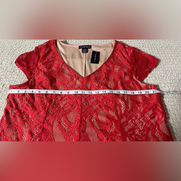 Cardalite Women’s Scarlet Lace Maxi Dress - Picture 6 of 9